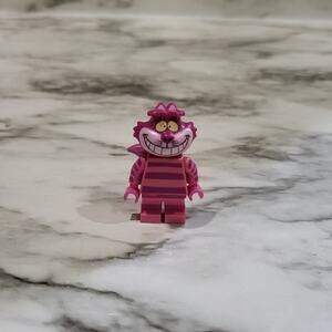 Disney Alice in Wonderland Cheshire Cat Lego minifig